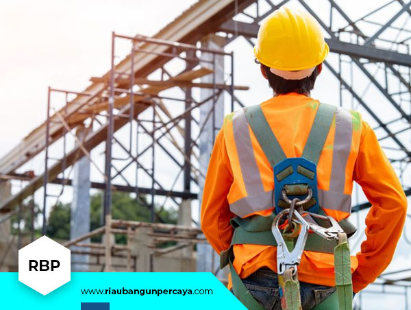 Menangani berbagai macam proyek konstruksi sipil dengan team yang sangat berpengalaman